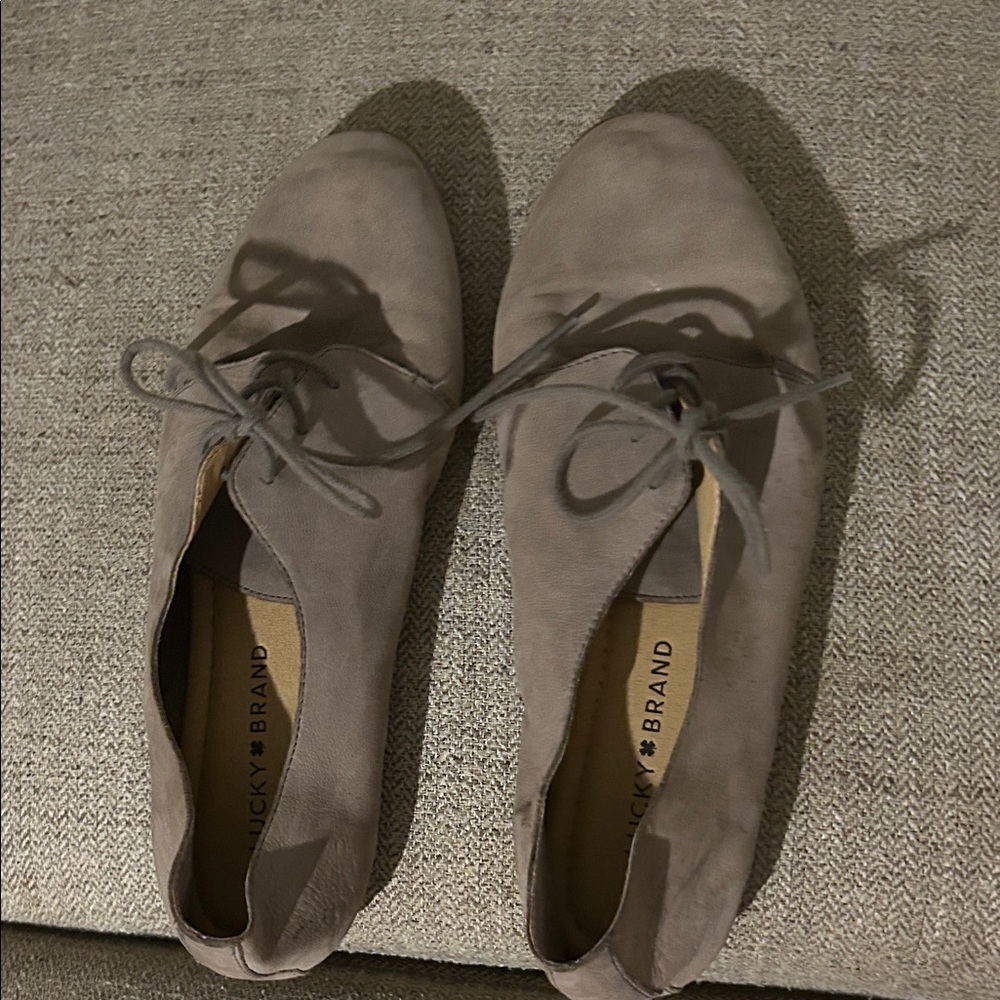 Lucky Brand Women's Taupe Lace-Up Flats Great Condition Size 10